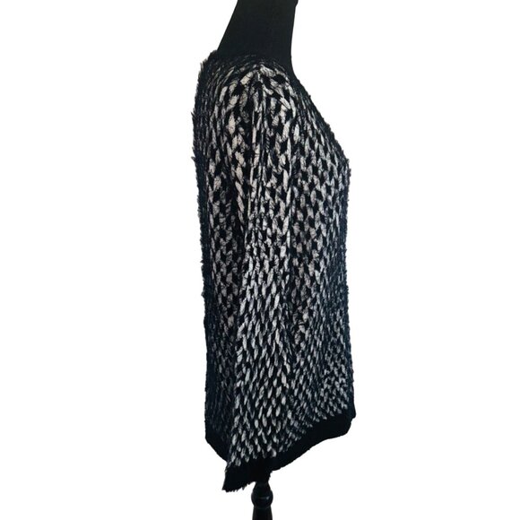 Mixumi Black White Herringbone Cozy Soft Eyelash Checkered Long Sweater Dress - Picture 4 of 11